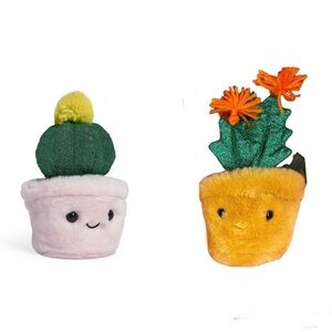 FAO Schwarz 7" Sparklers Plant Plush
Golden Ball Cactus and Christmas Cactus